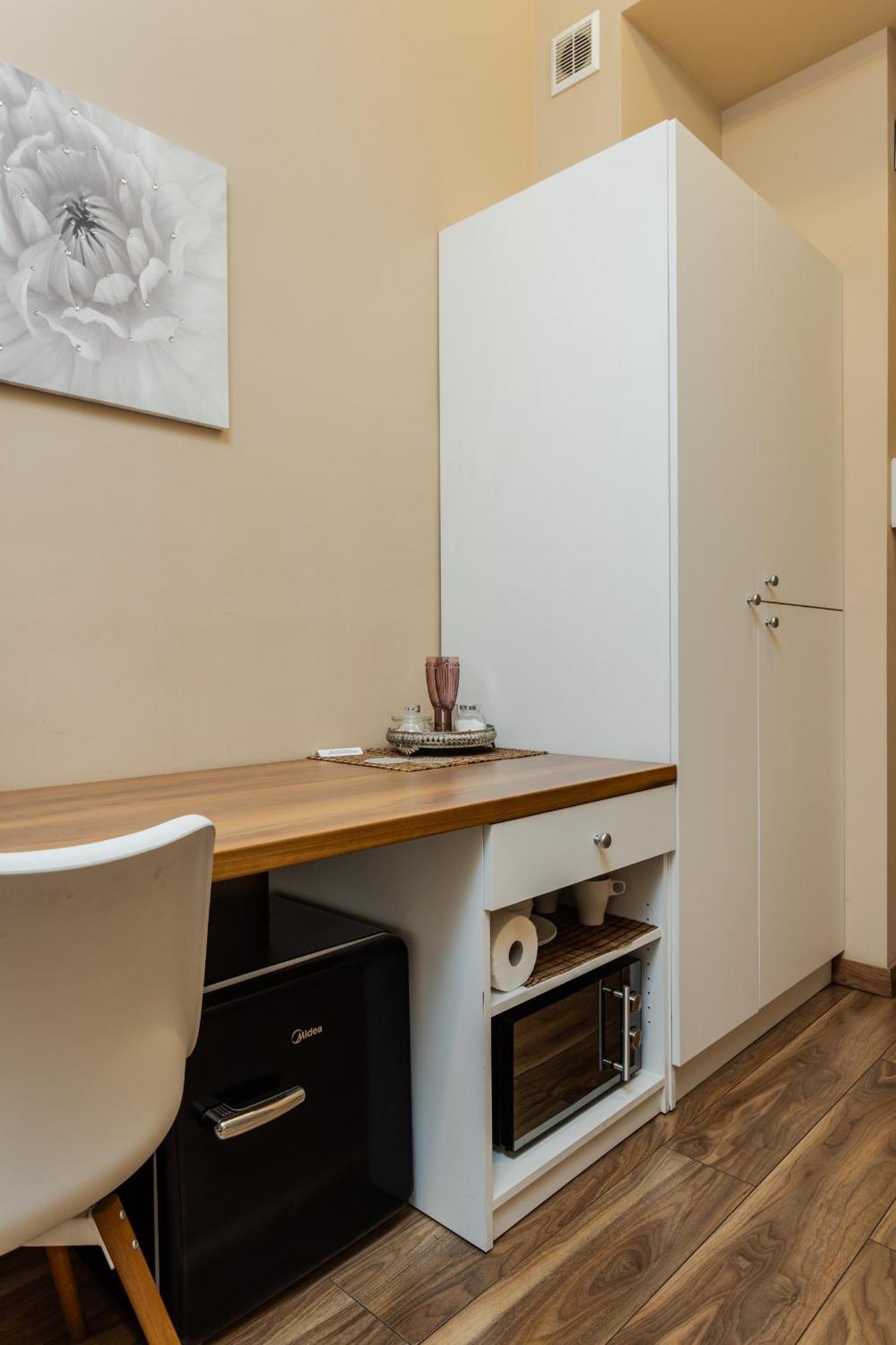 Functional And Comfortable Very Berry Studios In Poznan By Noclegi Renters 외부 사진