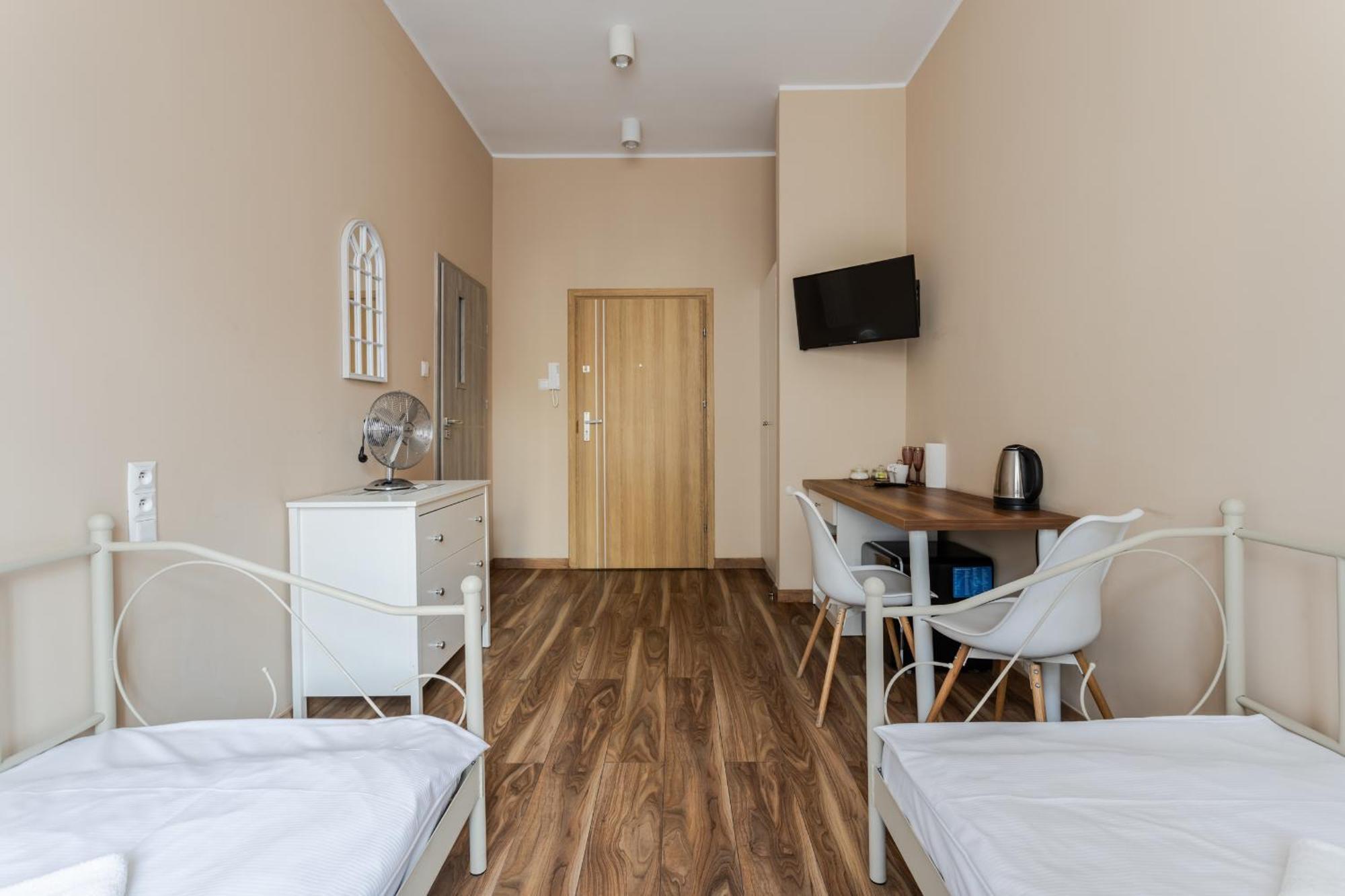 Functional And Comfortable Very Berry Studios In Poznan By Noclegi Renters 외부 사진