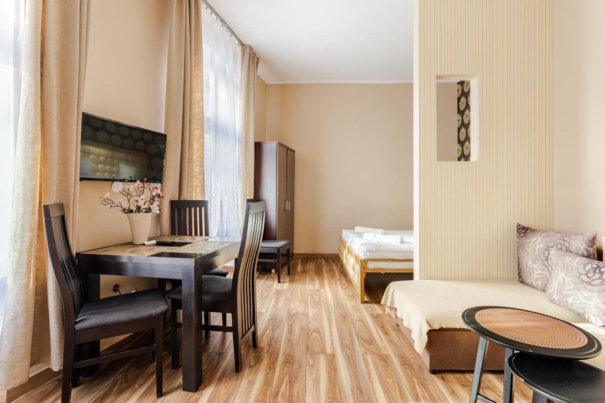 Functional And Comfortable Very Berry Studios In Poznan By Noclegi Renters 외부 사진