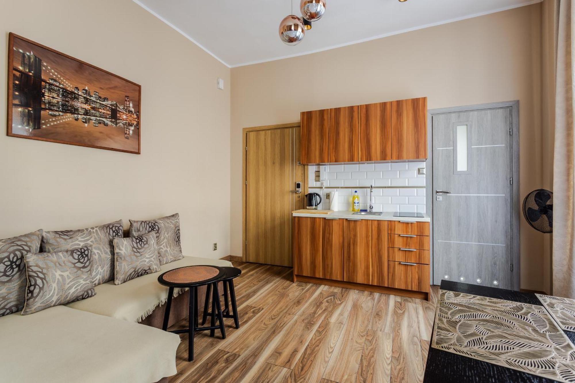 Functional And Comfortable Very Berry Studios In Poznan By Noclegi Renters 외부 사진