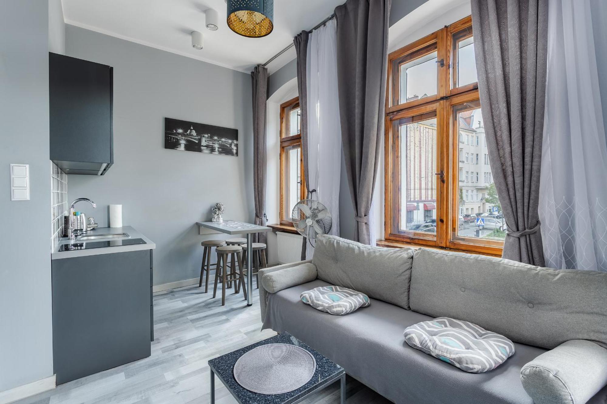 Functional And Comfortable Very Berry Studios In Poznan By Noclegi Renters 외부 사진