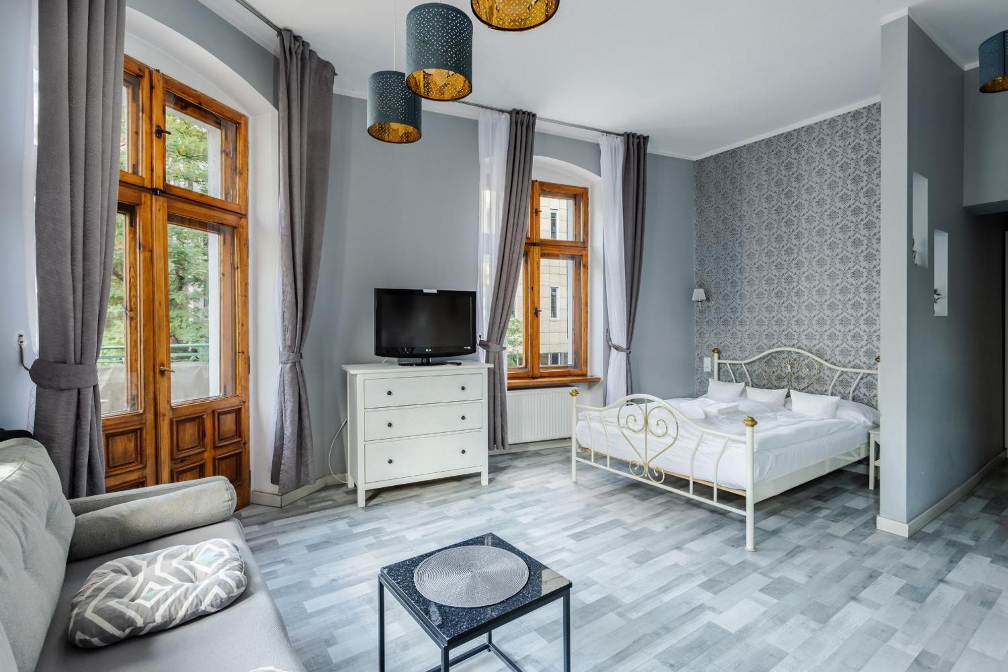 Functional And Comfortable Very Berry Studios In Poznan By Noclegi Renters 외부 사진
