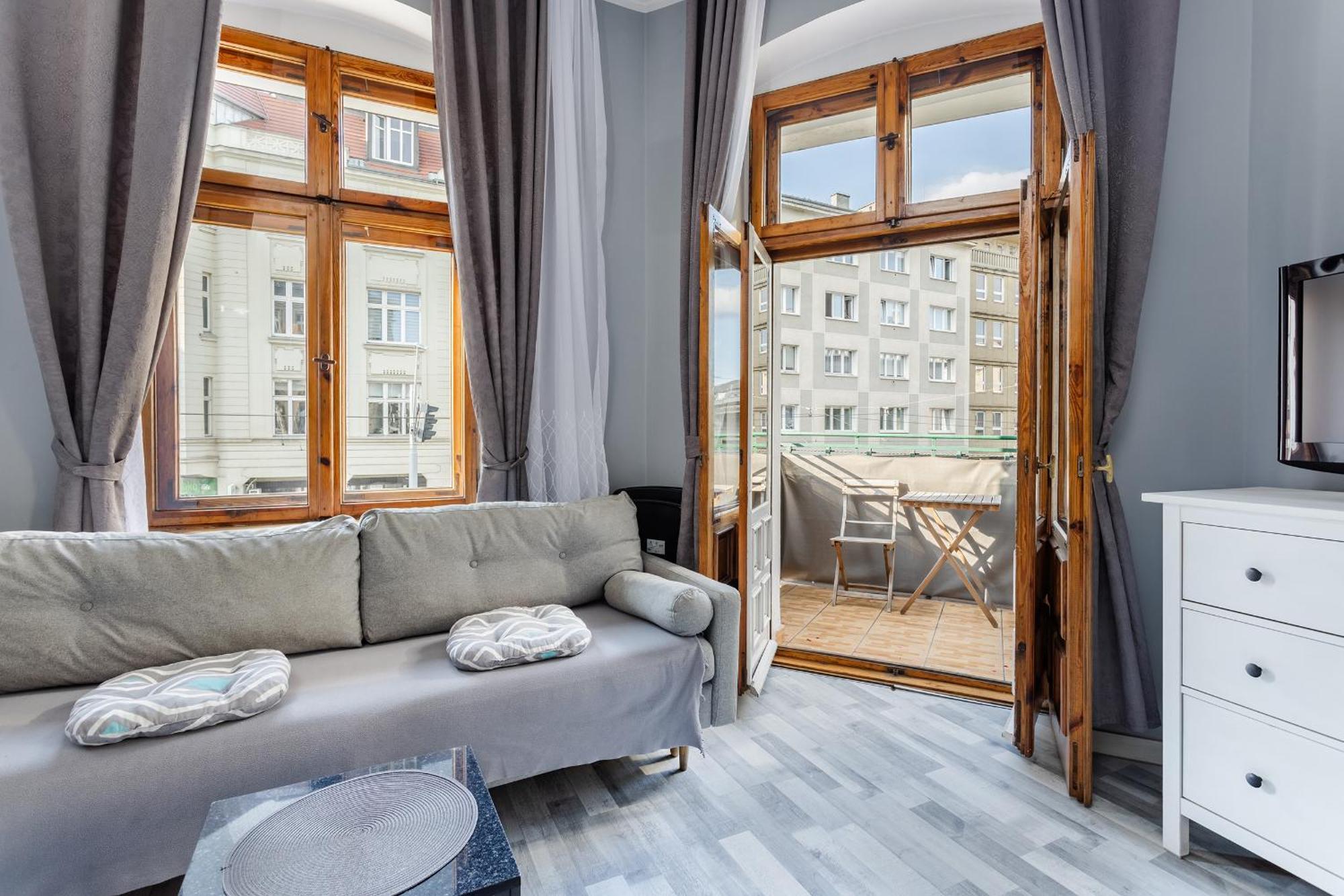 Functional And Comfortable Very Berry Studios In Poznan By Noclegi Renters 외부 사진