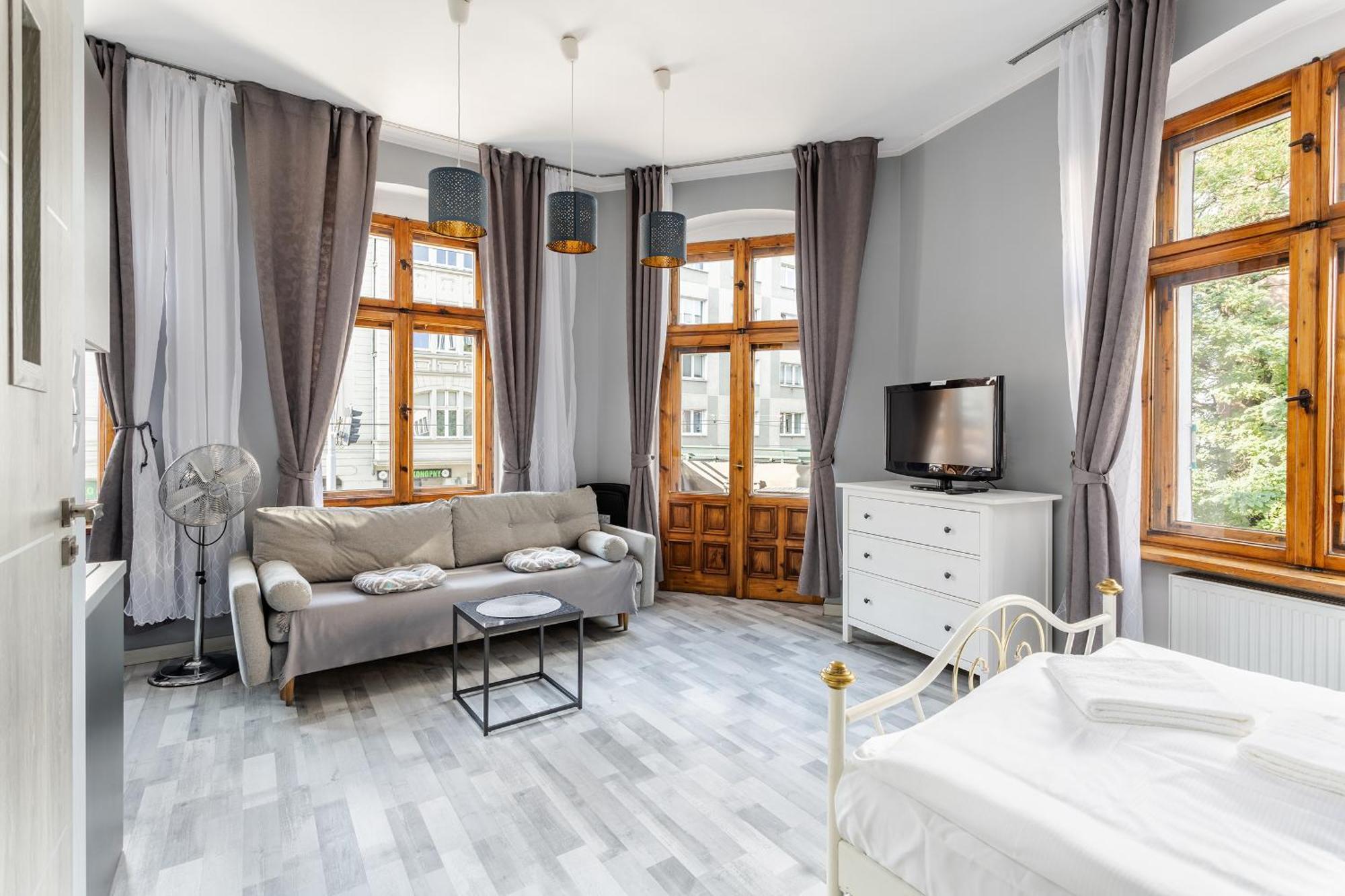 Functional And Comfortable Very Berry Studios In Poznan By Noclegi Renters 외부 사진